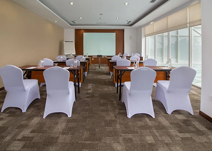 Whiz Prime Hotel Pajajaran Bogor