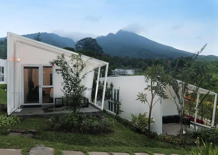 Leuweung Geledegan Hotel